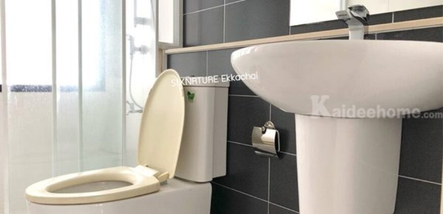 ขายบ้านทาวน์โฮม 3 ชั้น ซิกเนเจอร์ (SIXNATURE) ซอยเอกชัย 64/5 เขตบางบอน กรุงเทพ โทร 081-3996464