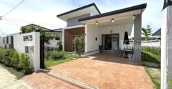 ขายบ้านเดี่ยว โครงการเดอะเอช 99 ปราณบุรี ประจวบ พร้อมอยู่ พร้อมเฟอร์นิเจอร์ทั้งหลัง ใกล้โรงเรียนรักษ์วิทยา โทร 082-479-9653