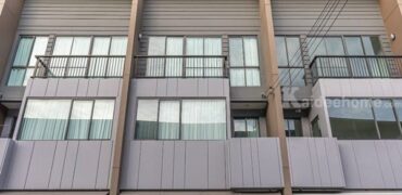 ขายทาวน์โฮม 3ชั้น บ้านกลางเมือง ราชพฤกษ์ ใกล้ Central Westville มี 3 ห้องนอน เจ้าของขายเอง โทร 0868918297