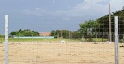 แบ่งที่ดินให้เช่า 198 ตรว. ต.คลองโยง อ.พุทธมณฑล จ.นครปฐม ถมดิน ทำรั้วแนวกันดิน ล้อมรั้วแล้ว โทร 0917815458