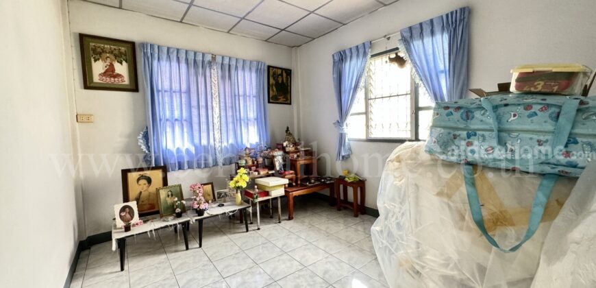 บ้านแฝด หมู่บ้านพระปิ่น 4 เพชรเกษม 81 – บางบอน 5