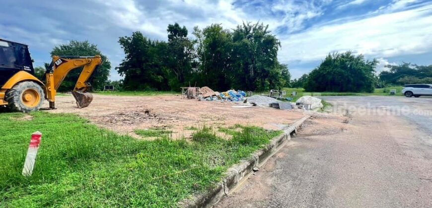 ขายที่ดินเปล่าพื้นที่สวยใกล้สระเก็บน้ำ ในโครงการคุณภาพ โลเคชั่นดี เหมาะสำหรับปลูกบ้าน บ้านฉาง ระยอง