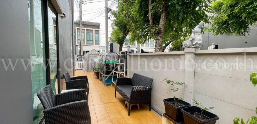 ทาวน์โฮม พลีโน่ สุขุมวิท – บางนา หลังริม