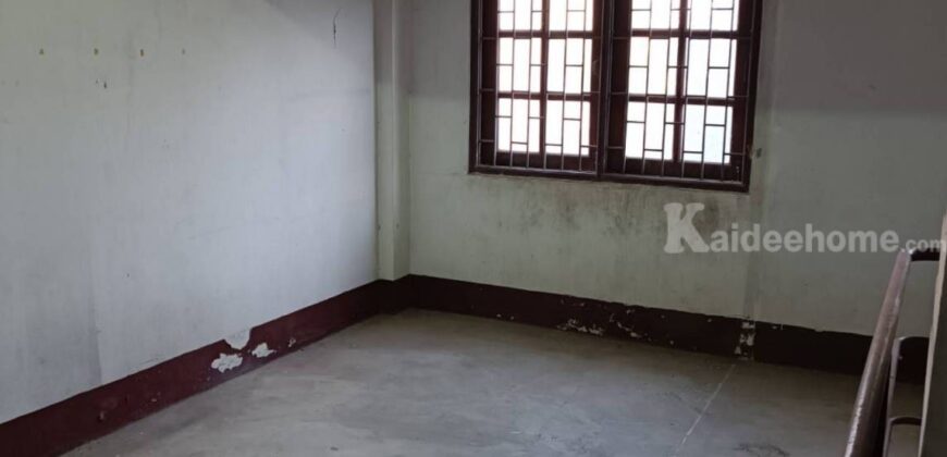 76000 – R01 ให้เช่าอาคารพาณิชย์ 3 ชั้นครึ่ง รายเดือน ติด รพ.กรุงเทพ เมือง เพชรบุรี