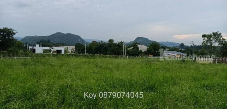 ขายที่ดินเขาใหญ่ หมูสี ปากช่อง 1 ไร่ 3 งาน บ้านท่าช้าง น้ำผุด ใกล้ถนนธนะรัชต์ วิวเขาใหญ่สวย ทำเลดี มีเพื่อนรายรอบ ไม่เปลี่ยว เป็นส่วนตัว ปลอดภัย ดีมาก น้ำไฟพร้อม เหมาะปลูกบ้าน 087-9074045