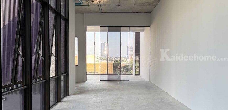 โครงการใหม่ เพิ่งเปิดตัว 62,xxx/ตรม. อาคารพาณิชย์ 6 ชั้น สูง23 เมตร เป็นได้ทั้ง บ้าน และ ออฟฟิศ ทำคลีนิค โชว์รูม หน้าร้าน คลังสินค้า ใกล้รถไฟฟ้า ใกล้ทางด่วน ติดถนนสาธารณะ