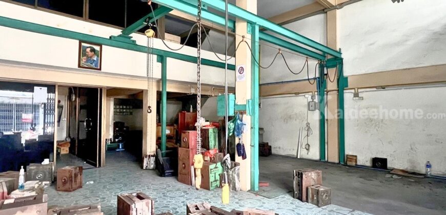 ขายถูก อาคารพาณิชย์ 2 คูหา 3 ชั้นครึ่ง ซอยเทียนทะเล 16 ใกล้ถนนพระราม 2
