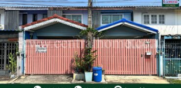 ทาวน์เฮ้าส์ หมู่บ้านพูลผล ซอยวัดลาดสนุ่น – ลำลูกกา คลอง 1