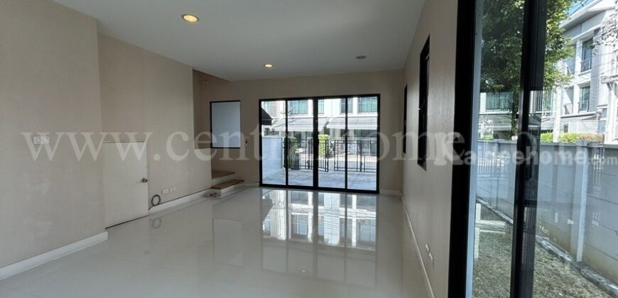 ทาวน์โฮม 3 ชั้น บ้านกลางเมือง รัตนาธิเบศร์ หลังมุม