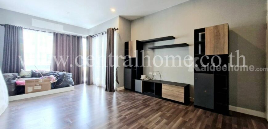 ทาวน์โฮม 3 ชั้น เบล็สทาวน์ ศรีสมาน – ติวานนท์ (Blesstown Srisaman-Tivanon)