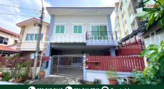 บ้านแฝด ประชานิเวศน์ 3 ซอย 25/5 หลังริม