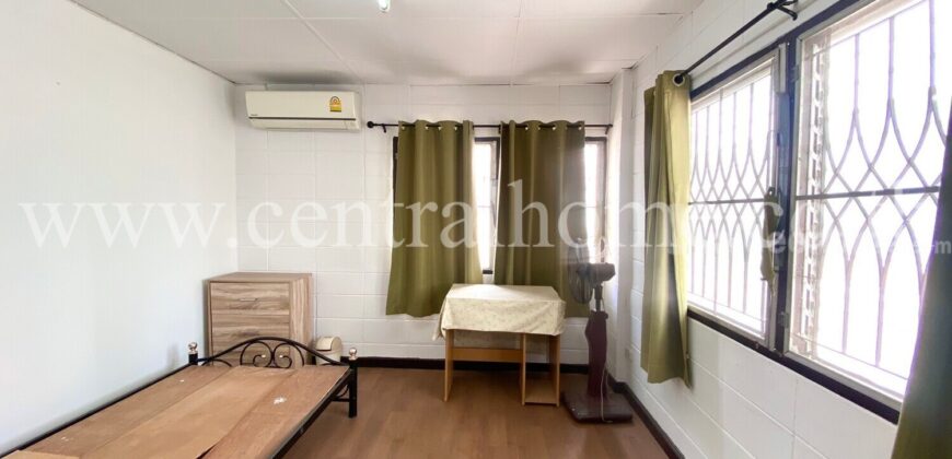 บ้านแฝด ประชานิเวศน์ 3 ซอย 25/5 หลังริม