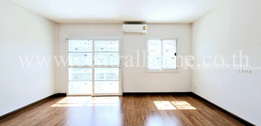 ทาวน์โฮม โนโว วิลล์ ลำลูกกา คลอง 2