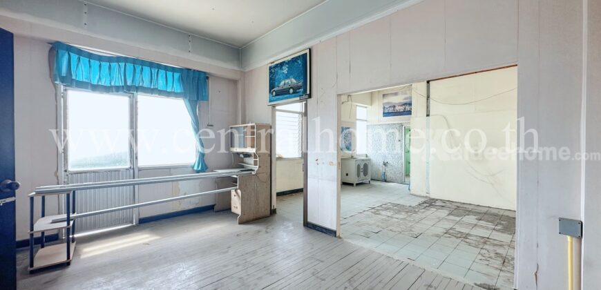 ที่ดิน พร้อมอาคารสำนักงาน 230 ตารางวา ติดถนน ซอยอ่อนนุช 70/1 ทำเลดีที่สุดในย่าน