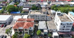 ที่ดิน พร้อมอาคารสำนักงาน 230 ตารางวา ติดถนน ซอยอ่อนนุช 70/1 ทำเลดีที่สุดในย่าน