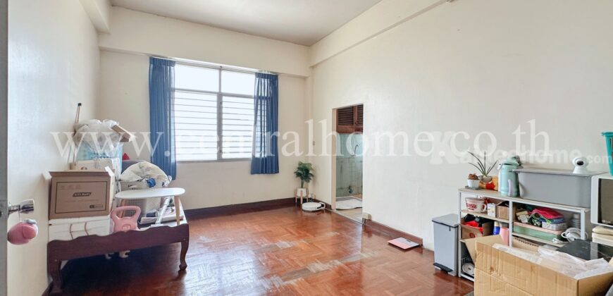 ที่ดิน พร้อมอาคารสำนักงาน 230 ตารางวา ติดถนน ซอยอ่อนนุช 70/1 ทำเลดีที่สุดในย่าน