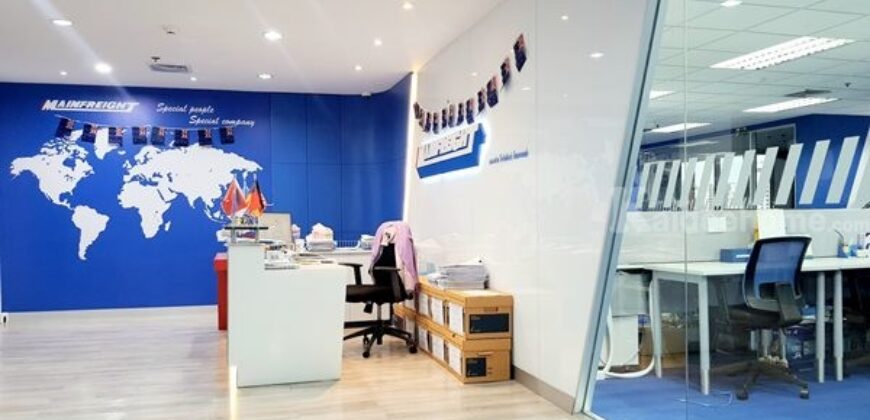 พื้นที่สำนักงานให้เช่า ใกล้รถไฟฟ้า ขนาด 229 ตรม. อาคารเลครัชดา ออฟฟิสฯ คลองตัน คลองเตย กทม. โทร 080-429-7963