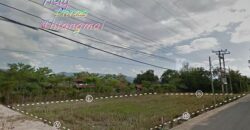 ที่ดิน 400 ตรว. อยู่ ติด ถนนใหญ่ หมู่ที่ 6 ต.เวียง อ.พร้าว จ.เชียงใหม่ ขนาดที่ดิน กว้าง 56 ม ยาว 30 ม