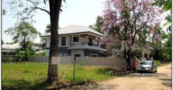 ที่ดิน หมู่บ้านเมธินีฮิลล์เพลส อยู่ ถ.เชียงใหม่-หางดง(108) หลักก.ม.10 เข้าซอย 500 เมตร ต.สันผักหวาน อ.หางดง เชียงใหม่