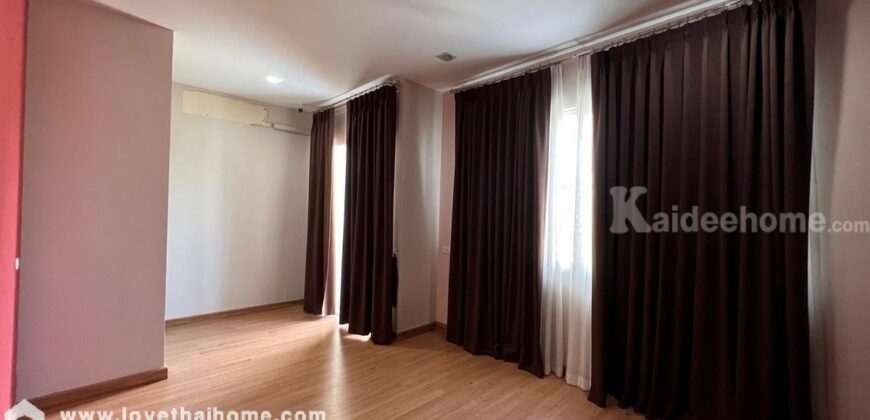 ขายทาวน์เฮ้าส์ หมู่บ้านโกลเด้นทาวน์ รัตนาธิเบศร์-สถานีรถไฟฟ้าบางพลู ถ.บางกรวย-ไทรน้อย ซ.บางรักใหญ่22 พื้นที่ 21.2 ตรว. ใกล้เซ็นทรัลเวสต์เกต