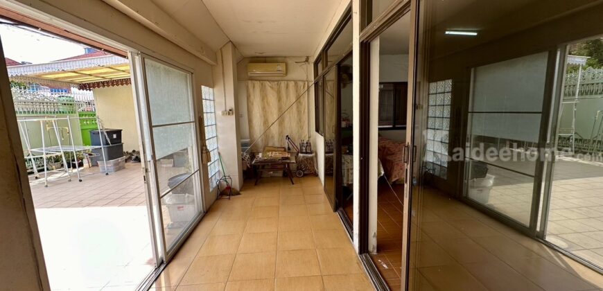 บ้านเดี่ยว 2 หลัง พร้อมที่ดิน 81 ตร.วา ลาดพร้าว 25 ราคาถูก