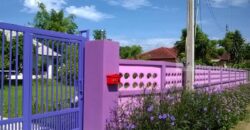 บ้านสวย อ.พร้าว เชียงใหม่ ด้วยสวนไม้ดอก รอบสนามหญ้าขจี สีเขียว ร่มรื่น เงียบสงบ น่าอยู่ ขนาดที่ดิน 417 ตรว. ขนาดบ้าน 116 ตรม. อยู่่ติดถนนใหญ่ ใกล้ชุมชน ห่างตลาดสด เทศบาลเวียงพร้าว เพียง 1 ก.ม. ใช้เวลา ขับรถ10 นาที อยู่ห่างวัดป่าอาารย์มั่น 200 ม.