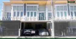 ทาวน์เฮ้าส์ โกลเด้น ทาวน์ รามอินทรา – คู้บอน ตกแต่งสวย ราคาถูก