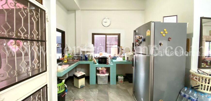 บ้านเดี่ยว หมู่บ้าน ชนชื่น 1 ซอยทวีวัฒนา 9 พร้อมอยู่ ราคาถูก