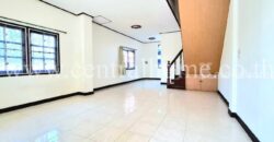 ทาวน์เฮ้าส์ หมู่บ้านปิ่นทอง 2 ซอยช่างอากาศอุทิศ 18 หลังมุม ราคาถูกที่สุดในย่าน