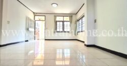 ทาวน์เฮ้าส์ หมู่บ้านปิ่นทอง 2 ซอยช่างอากาศอุทิศ 18 หลังมุม ราคาถูกที่สุดในย่าน