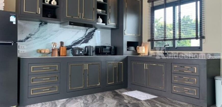 ขายพูลวิลล่าหัวหิน The Modern Pool Villa Huahin 2 ชั้น ตกแต่งอย่างดี พื้นที่ 80.8 ตรว. เฟอร์นิเจอร์อย่างดีครบ Tel. 063-289-7879