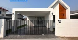 บ้านชั้นเดียว หมู่บ้านปีกไม้ 1 คลองถนน – ลาดปลาดุก เลียบคลองประปามหาสวัสดิ์ ใกล้ เซ็นทรัลเวสต์เกต, ตลาดบางใหญ่ และ รถไฟฟ้า MRT คลองบางไผ่