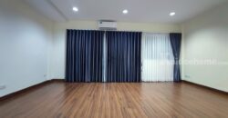 ให้เช่าโฮมออฟฟิศ สวยๆ 4ชั้น ติด BTS ติดทางเชื่อมSkywalkห้างใหญ่ห้างดัง