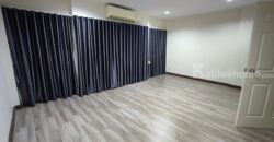 ให้เช่าโฮมออฟฟิศ สวยๆ 4ชั้น ติด BTS ติดทางเชื่อมSkywalkห้างใหญ่ห้างดัง