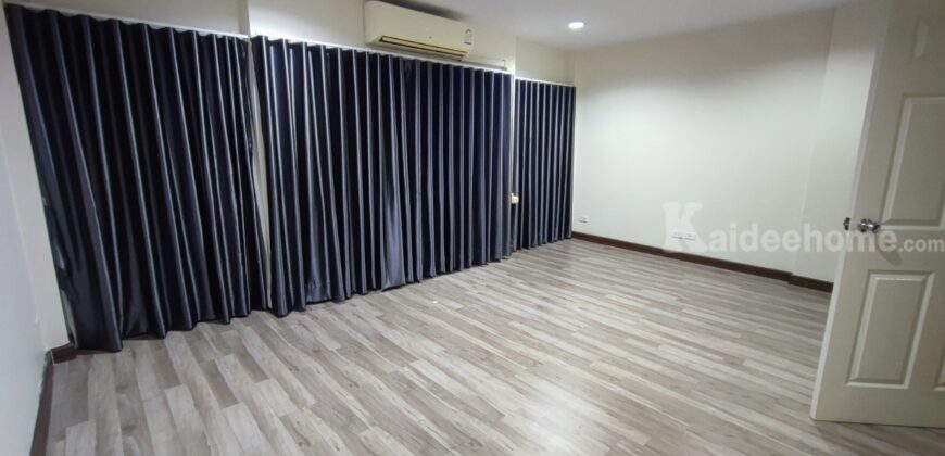 ให้เช่าโฮมออฟฟิศ สวยๆ 4ชั้น ติด BTS ติดทางเชื่อมSkywalkห้างใหญ่ห้างดัง