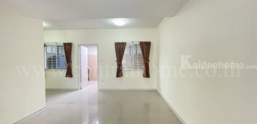 ทาวน์เฮ้าส์ บ้านพฤกษา 96/1 รังสิต – คลองหลวง 2 ต้นโครงการ