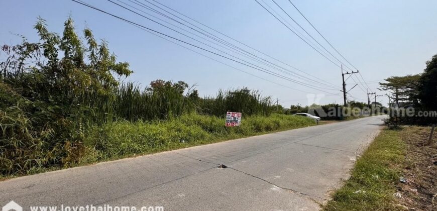 ขายที่ดิน ถนนรังสิต-นครนายก17 พื้นที่ 100 ตรว. ใกล้ห้างฟิวเจอร์พาร์ค รังสิต แปลงสวย ราคาถูกในย่านนั้น