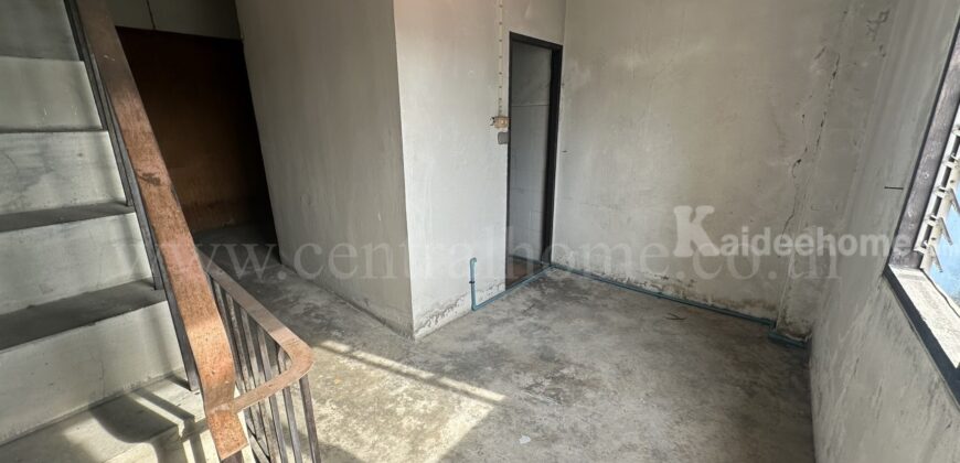 อาคารพาณิชย์ 4.5 ชั้น ติดถนนพิบูลสงคราม – ท่าน้ำนนท์