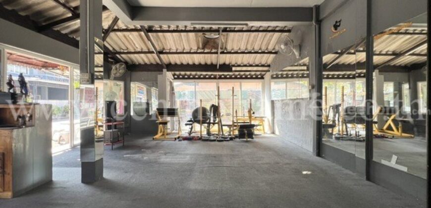 ทาวน์เฮ้าส์ หมู่บ้าน ชมฟ้า – วรางกูล คลอง 2 หลังมุม