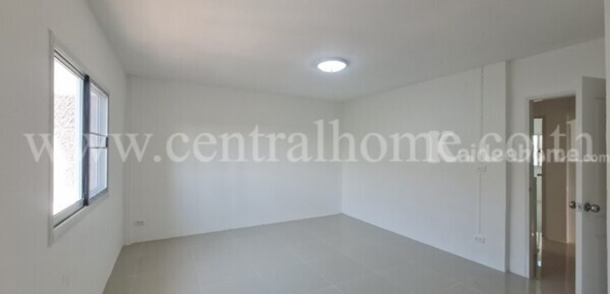 ทาวน์เฮ้าส์ หมู่บ้าน ปิยวรารมย์ 1 รีโนเวทพร้อมอยู่ หลังริม