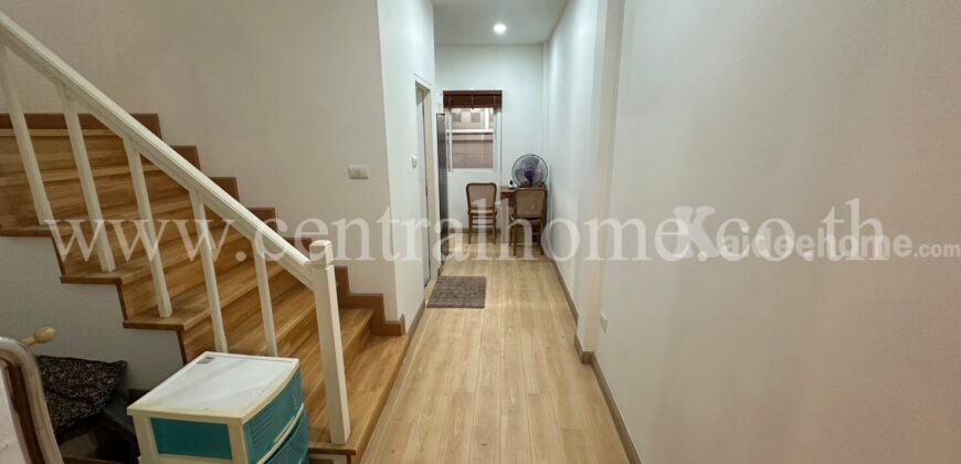 ให้เช่า ทาวน์เฮ้าส์ หมู่บ้าน ปริญลักษณ์ ไลท์ สามัคคี ราคาถูก