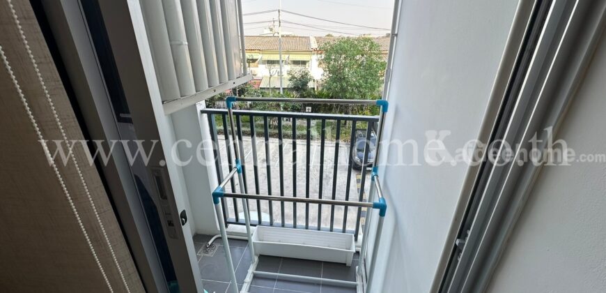 คอนโด เสนาคิทท์ บีทีเอส สะพานใหม่ ห้องริม วิวสระว่ายน้ำ