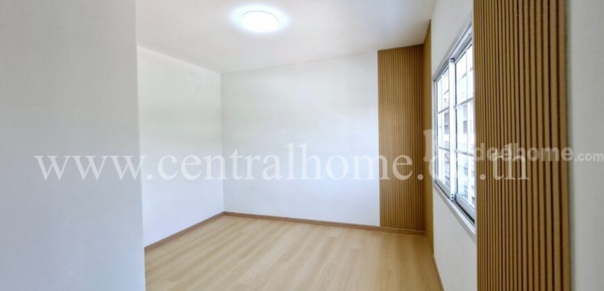 ทาวน์โฮม หมู่บ้าน เมืองประชา บางคูวัด รีโนเวทใหม่ทั้งหลัง พร้อมเข้าอยู่