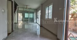 ทาวน์เฮ้าส์ หมู่บ้าน กฤษณา ซอย ร่มเกล้า 12 หลังริม ราคาถูก