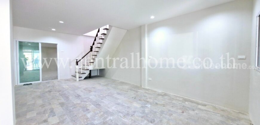 ทาวน์เฮาส์ หมู่บ้าน สายทิพย์ สรงประภา 18 – ดอนเมือง หลังริม รีโนเวทใหม่