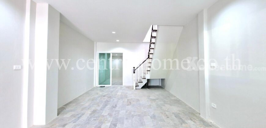 ทาวน์เฮาส์ หมู่บ้าน สายทิพย์ สรงประภา 18 – ดอนเมือง หลังริม รีโนเวทใหม่