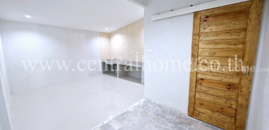 ทาวน์เฮาส์ หมู่บ้าน สายทิพย์ สรงประภา 18 – ดอนเมือง หลังริม รีโนเวทใหม่