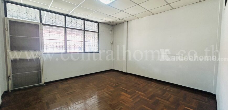 ทาวน์เฮ้าส์ หมู่บ้าน พระปิ่น 3 บางใหญ่ ต่อเติมเต็ม