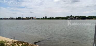 ขายที่ริมน้ำเจ้าพระยา สามโคก ปทุมธานี 359ตร.ว ใกล้ธรรมศาสตร์รังสิต สร้างเขื่อนแล้ว ถมแล้ว ติดถนนคอนกรีต เดินทางสะดวก เหมาะสร้างบ้านพักตากอากาศ ใกล้เส้นปทุม-บางปะหัน(347)4.8กม.087-907-4045