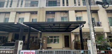 vายบ้าน เออเบิร์นธารา รีโนเวทแล้ว – ทิศเหนือ บ่ายไม่ร้อน ทาวน์เฮ้าส 3 ชั้น ก่อสร้างด้วยอิฐมอญ เล่นระดับ สวย